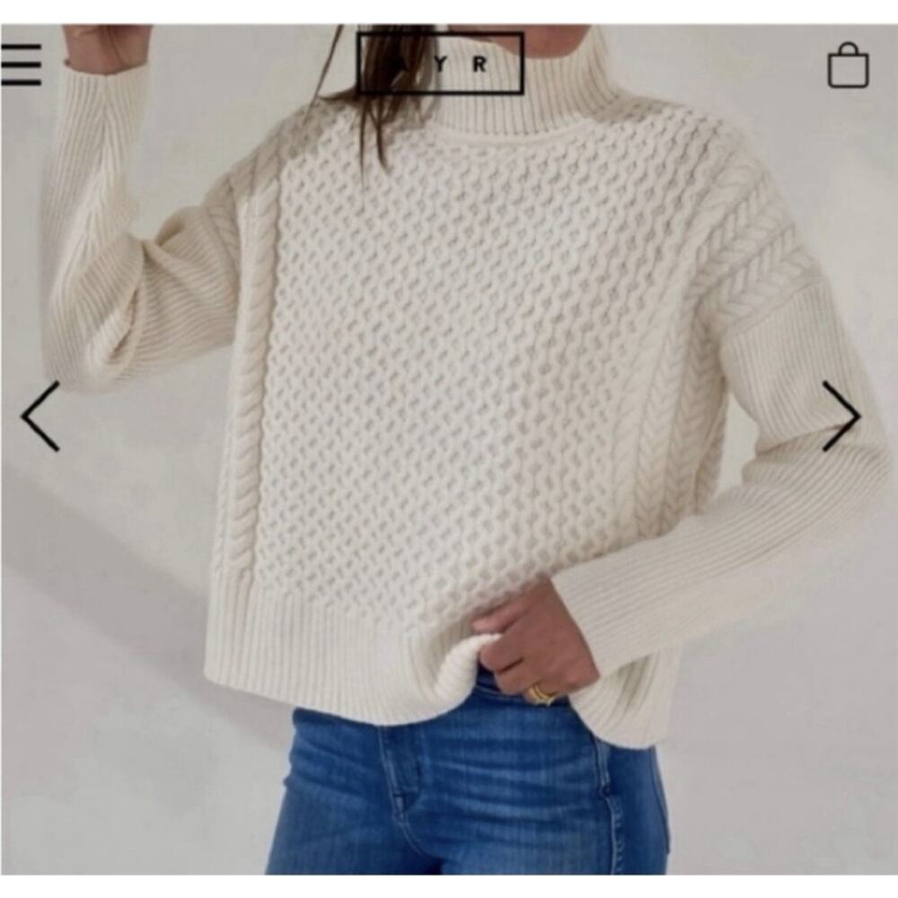 AYR Ivory Le Square Kable Knit Mock Neck Sweater Size Small 100% wool